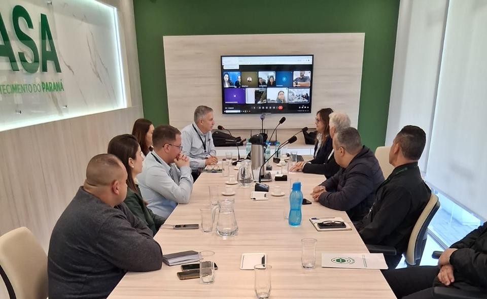 Reunião de acompanhamento e preparação para certificação ISO 14001 na Ceasa Paraná